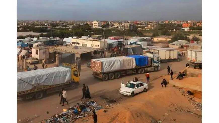 وصول  ثاني  دفعة  من شاحنات المساعدات الانسانية لشمال غزة